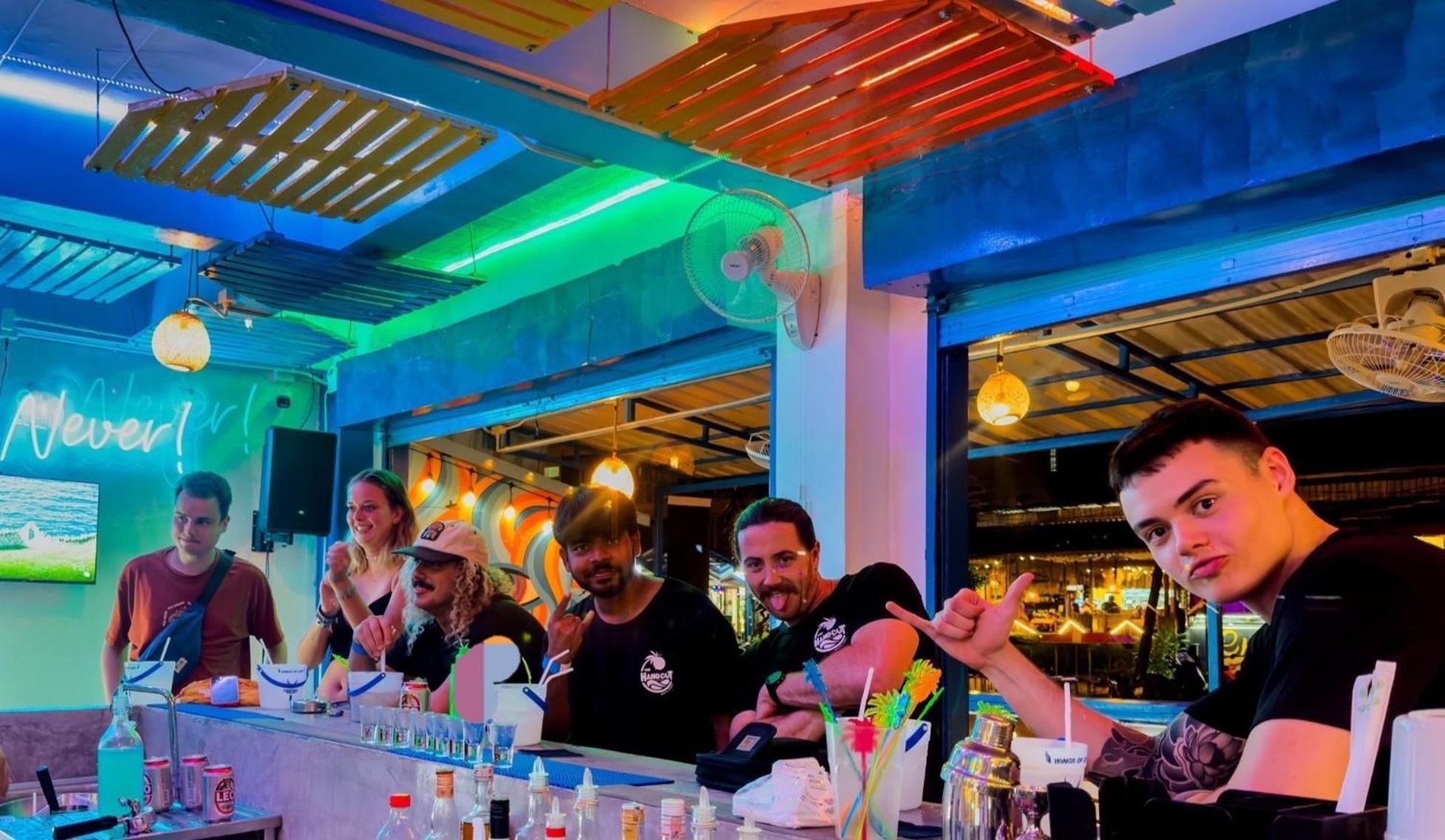 The Hangout Hostel Ao Nang ภายนอก รูปภาพ