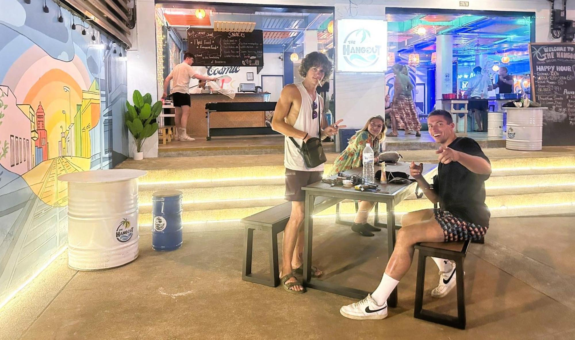 The Hangout Hostel Ao Nang ภายนอก รูปภาพ