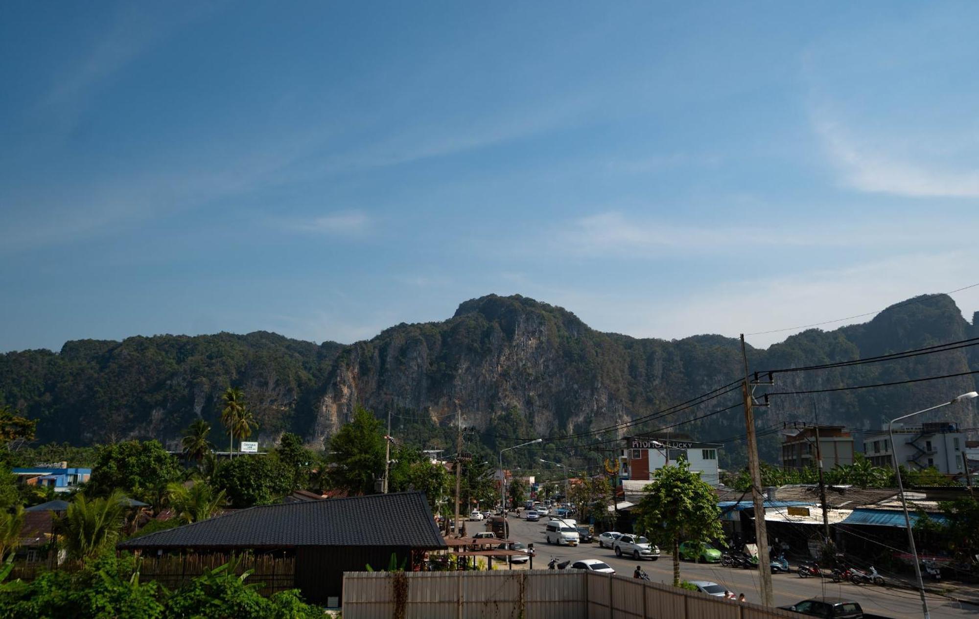 The Hangout Hostel Ao Nang ภายนอก รูปภาพ