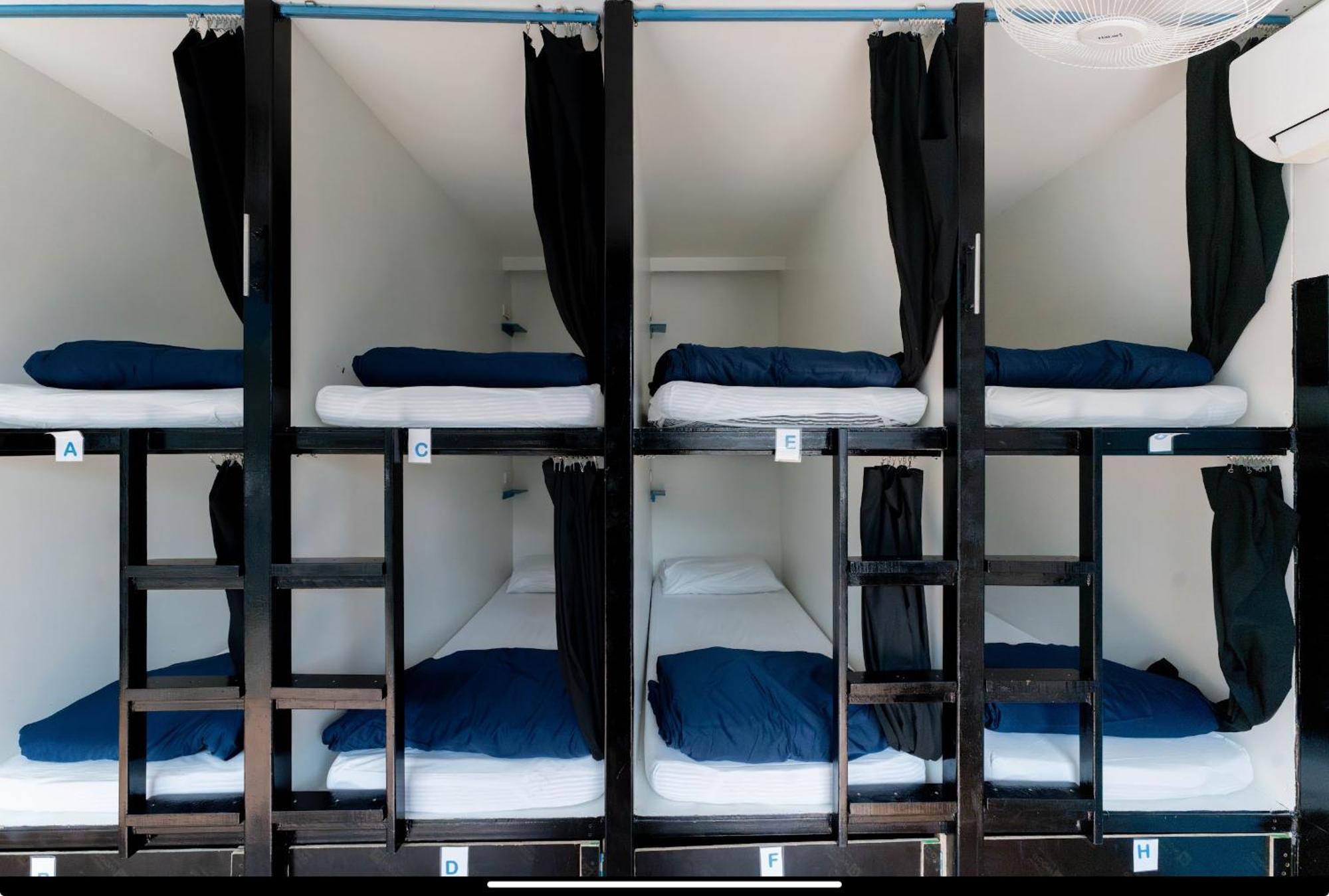 The Hangout Hostel Ao Nang ภายนอก รูปภาพ