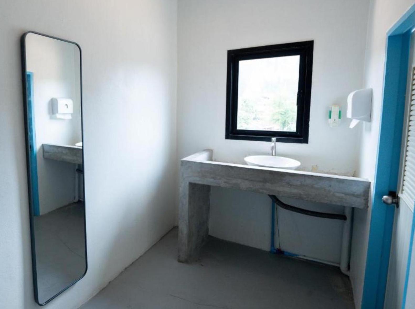 The Hangout Hostel Ao Nang ภายนอก รูปภาพ
